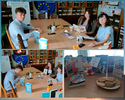 220714 book lovers